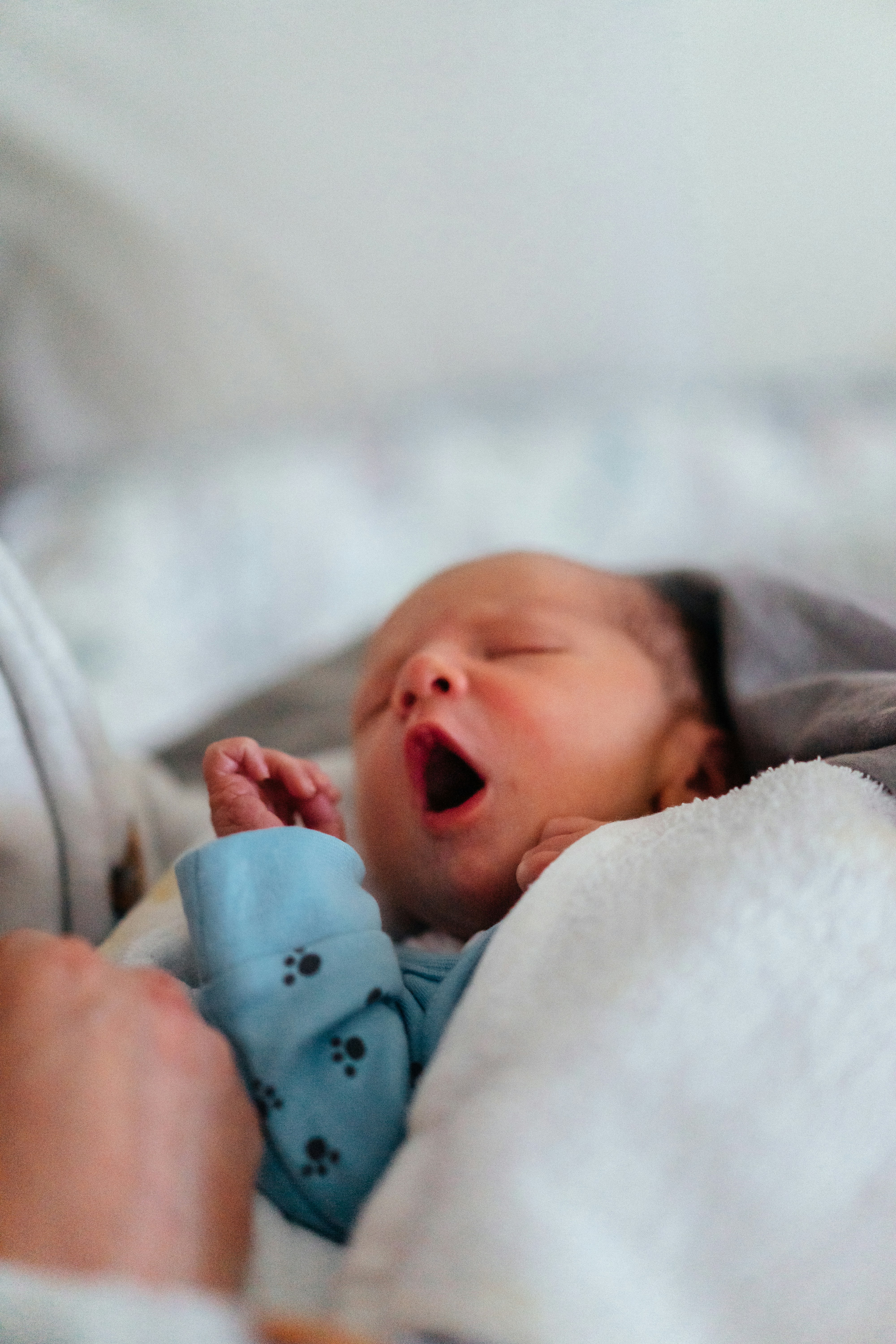 Yawning newborn — Complex Feeding Clinic